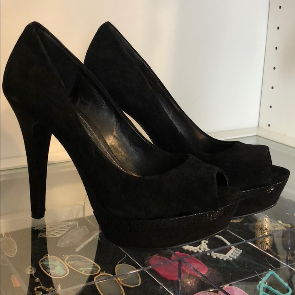 Gianni Bini Black Heels Size 7.5